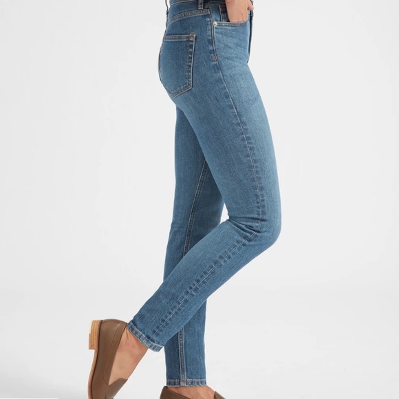 Everlane The High-Rise Skinny Jean - Mid Blue - Picture 2 of 8
